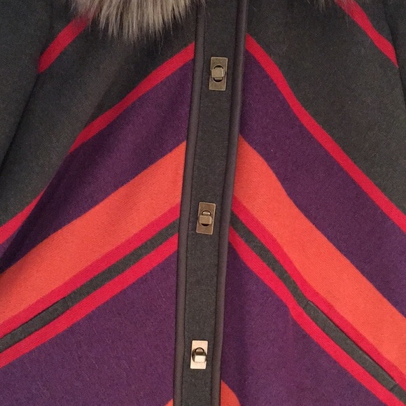 SOLD Luxe Fur Coat - Picture 3 of 6